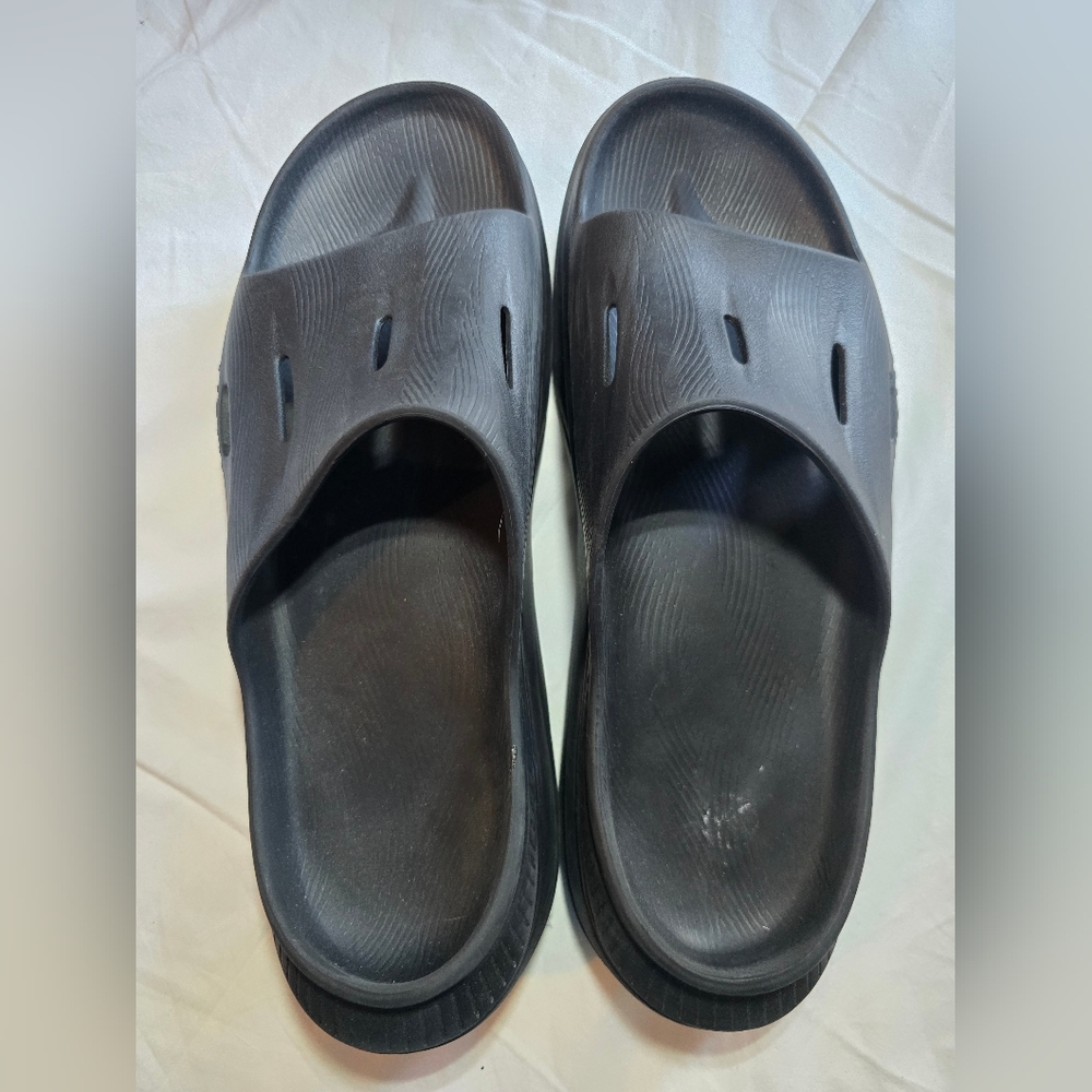 HOKA Black Slide 12